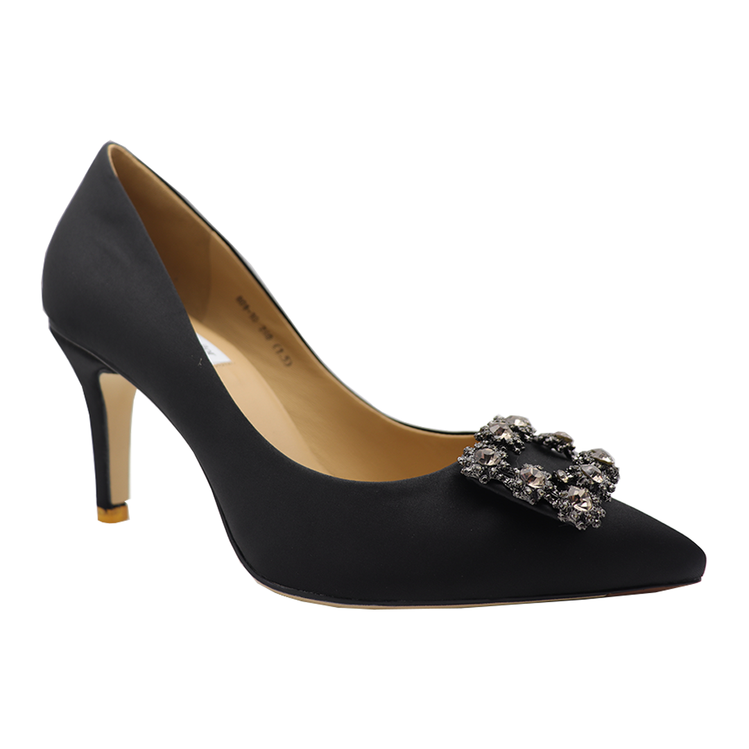 Black Belt Diamond Silk Leather Pointy Toe Heels Make a Fashion State