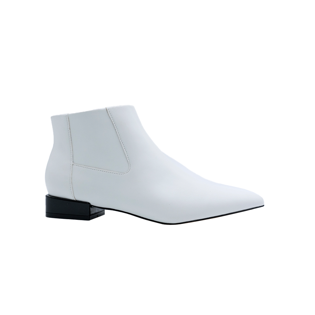 SARA White Pointed Toe Ankle Boots Grained