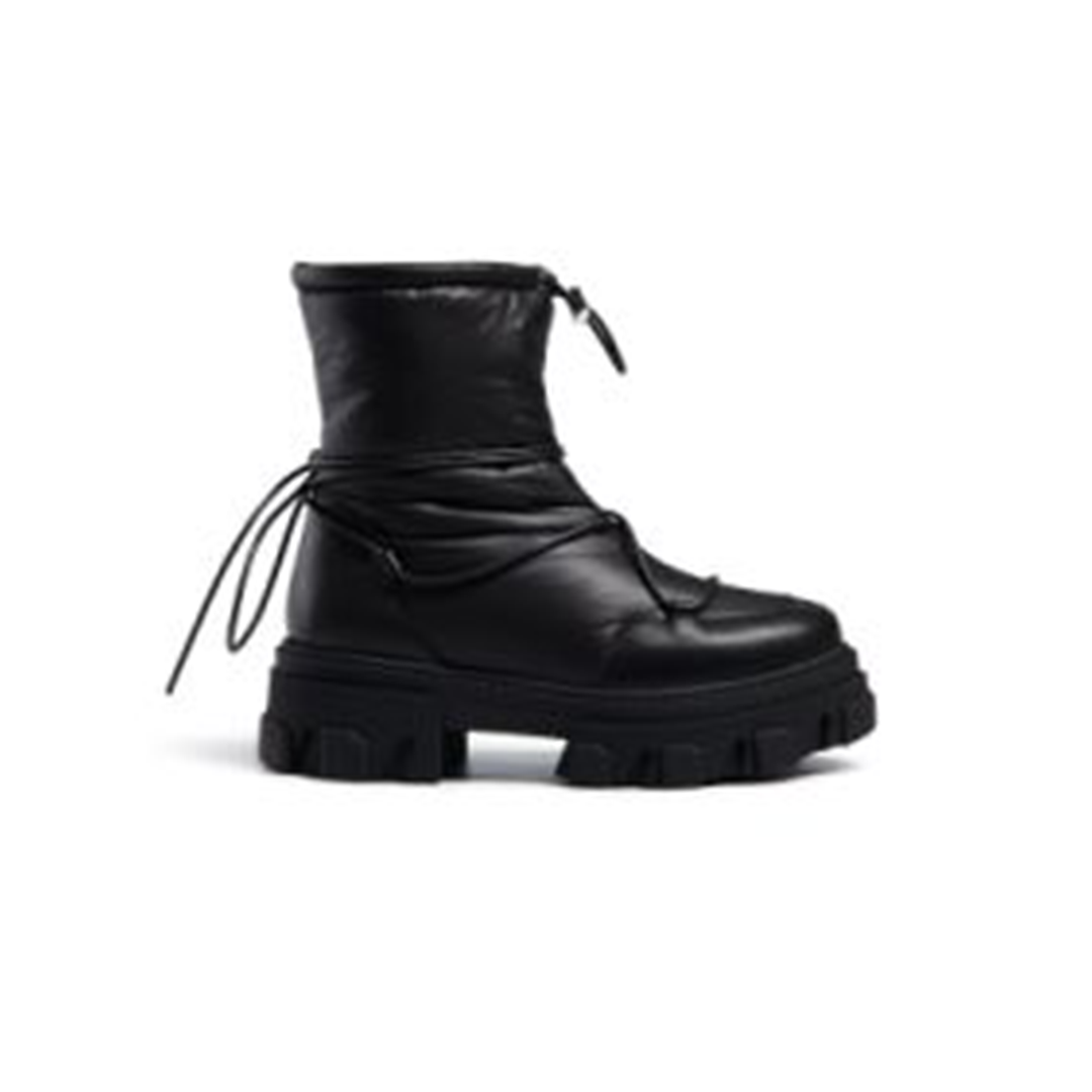 Womens black boots with 2025 white sole