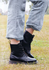 Black suzanne Full-grain Leather Goodyear Welt old English Lace Up Boots