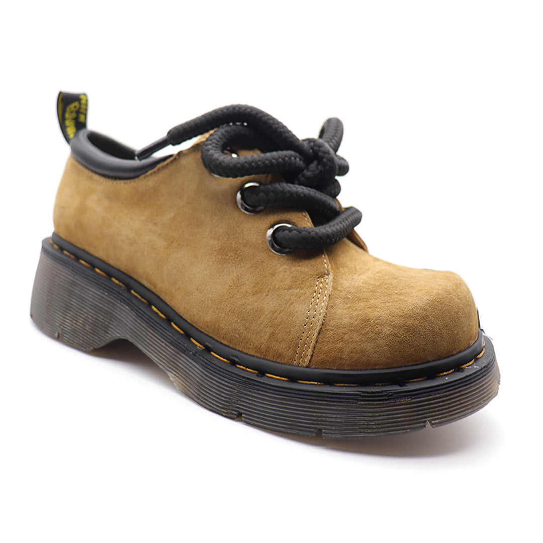 British Style Earthy Yellow Pigskin Leather Flats for Any Outfit
