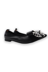 Black Cowhide Leather Pointy Heels Bow Ornament Flat Commuter Shoes for Women